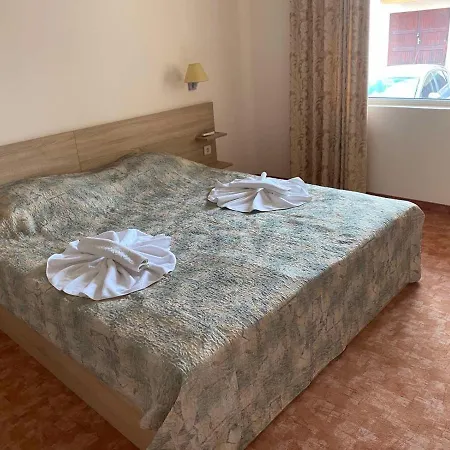 Апартаменты Village Равда