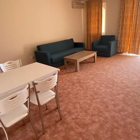 Holiday Village * Ravda